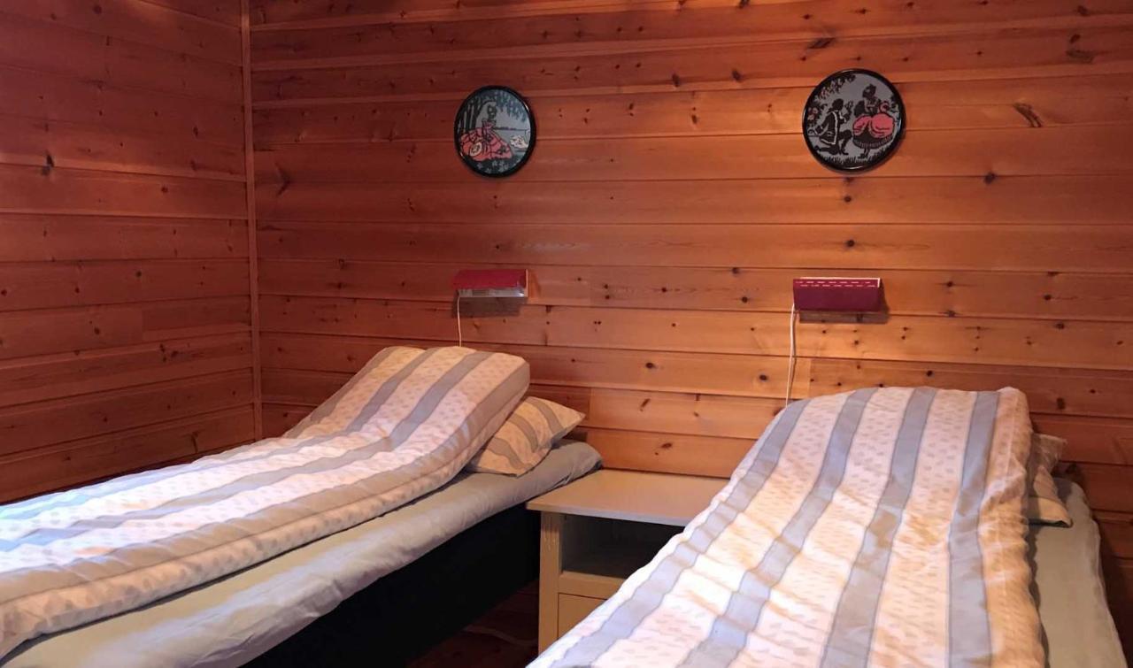 Offersoy Feriesenter Hotel Buitenkant foto