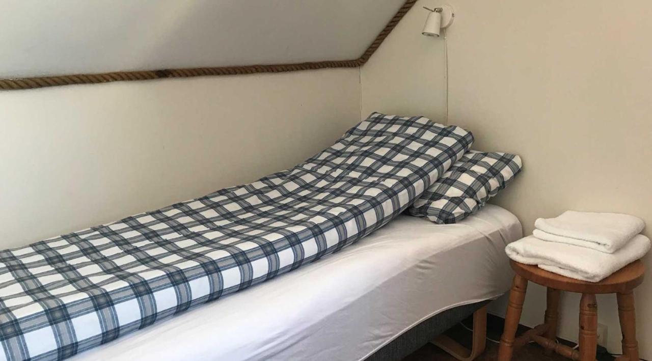 Offersoy Feriesenter Hotel Buitenkant foto